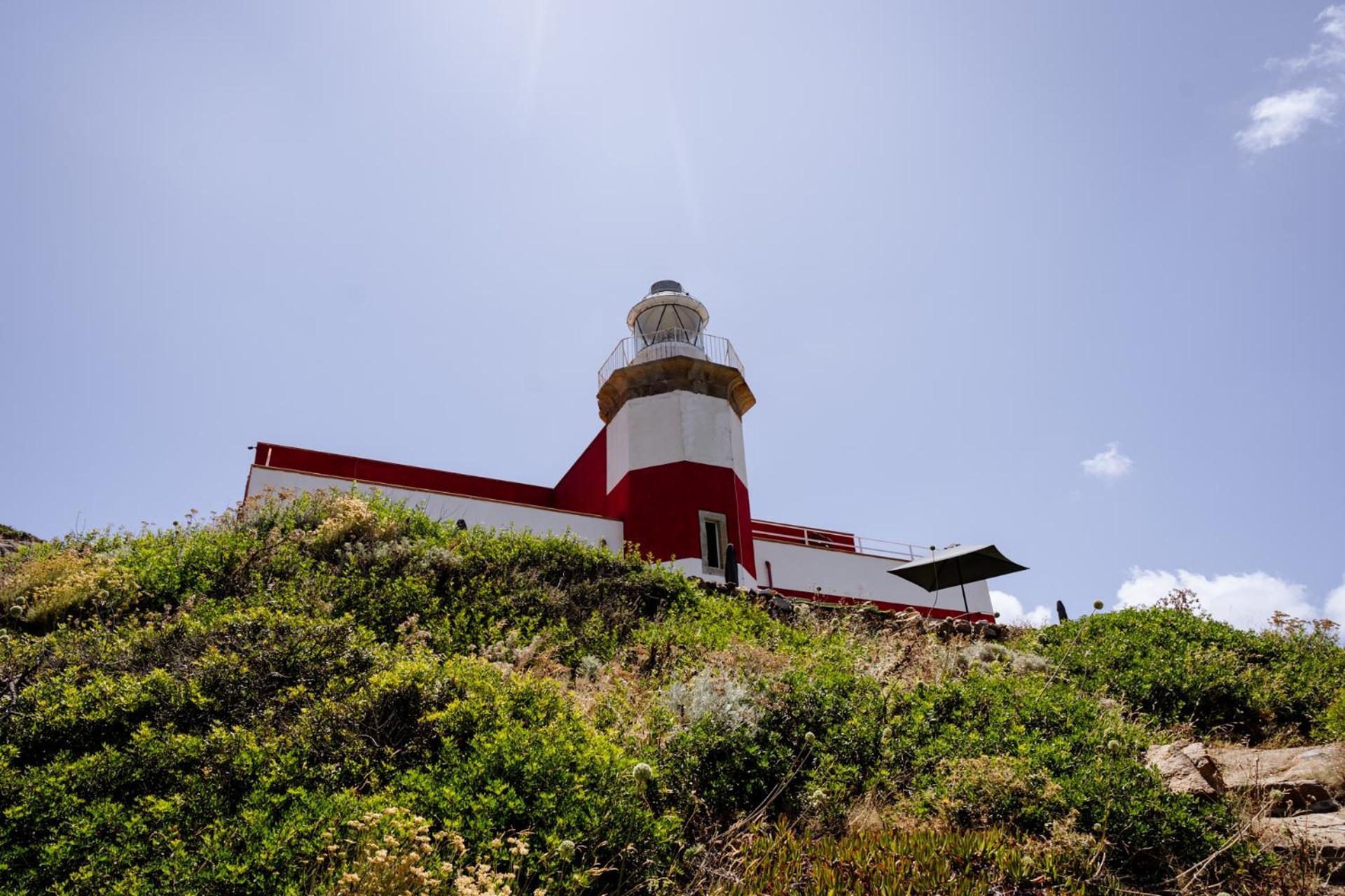 Resort Faro Di Punta Fenaio Campese  Bagian luar foto